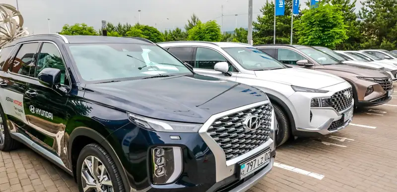 Автосалон автомобиль Hyundai