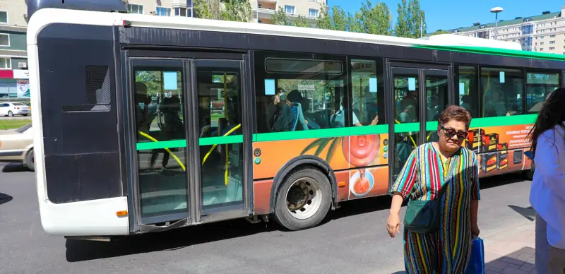 Автобус лето 