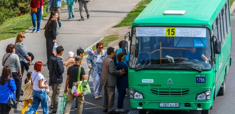 Автобус Алматы транспорт лето көлік жаз