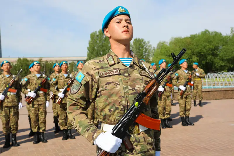 военные әскери