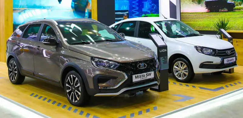 Автосалон автомобиль Лада