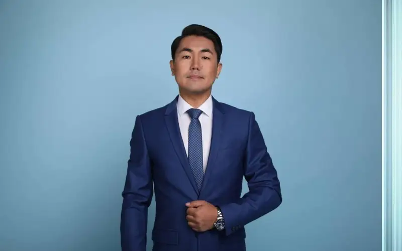 Олжас Байдильдинов