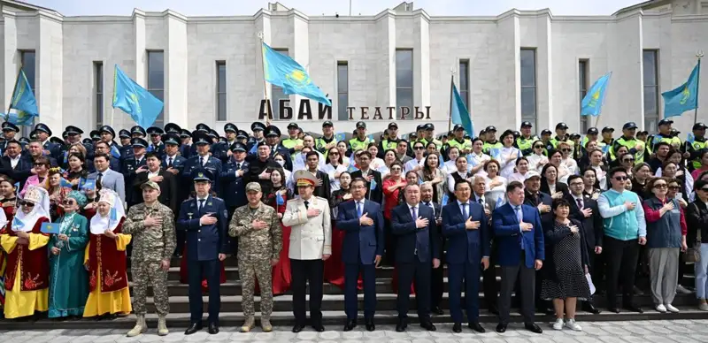 гимн, Семей