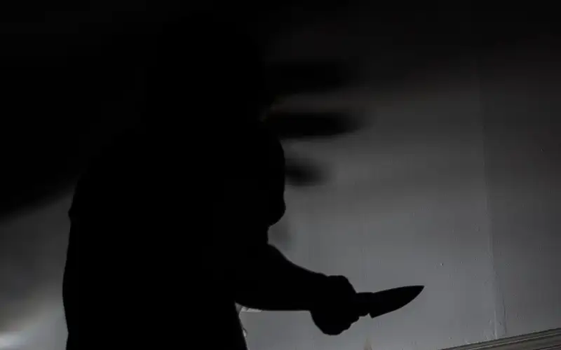 убийство нож