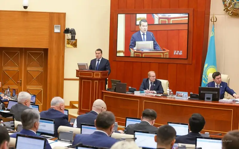 Алихан Смаилов