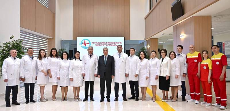 Президент посетил Национальный координационный центр экстренной медицины Президент посетил Национальный координационный центр экстренной медицины