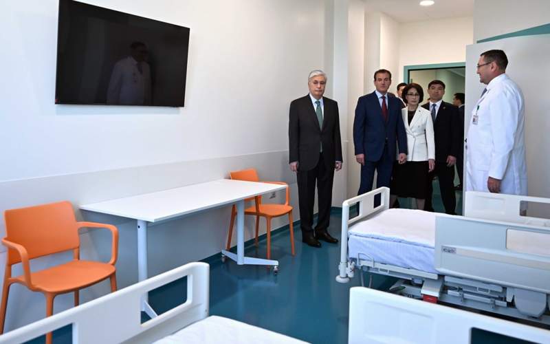 Президент посетил Национальный координационный центр экстренной медицины Президент посетил Национальный координационный центр экстренной медицины