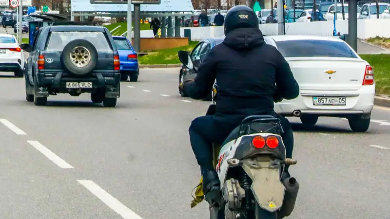 Мопед транспорт Көлік