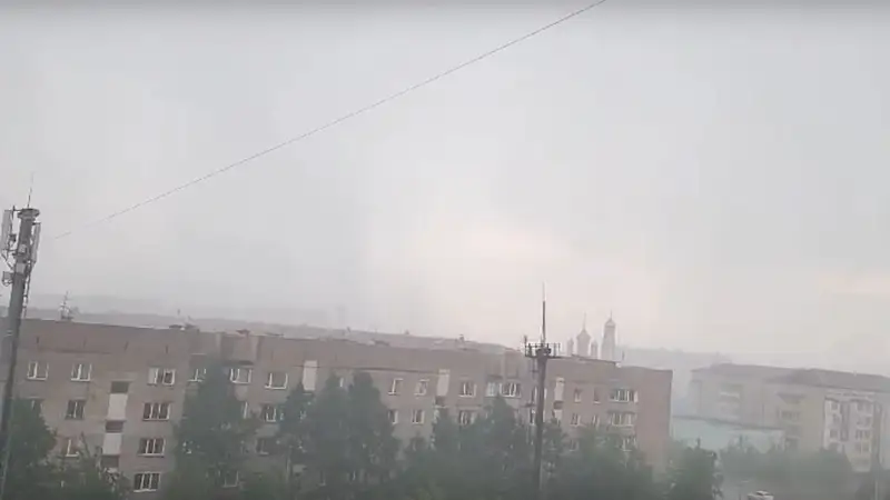 Дождь с градом — декадная норма осадков за сутки выпала в СКО