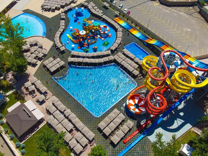 Әдемі брюнетка қыз секс