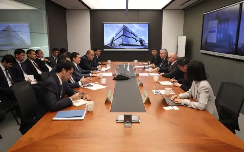 Uzbekistan, AIIB talk dev't of railway line from China via Kyrgyzstan