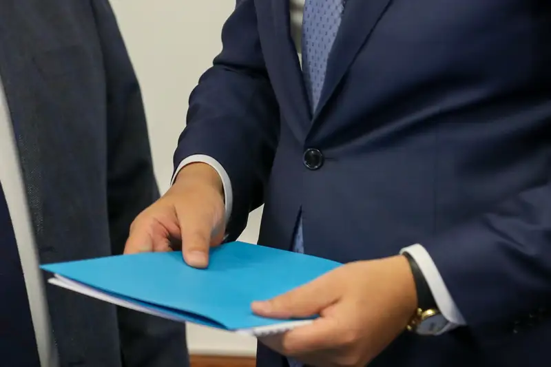 Госслужащий депутат мемқызметкер документ  құжат