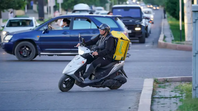 Мопед транспорт Көлік