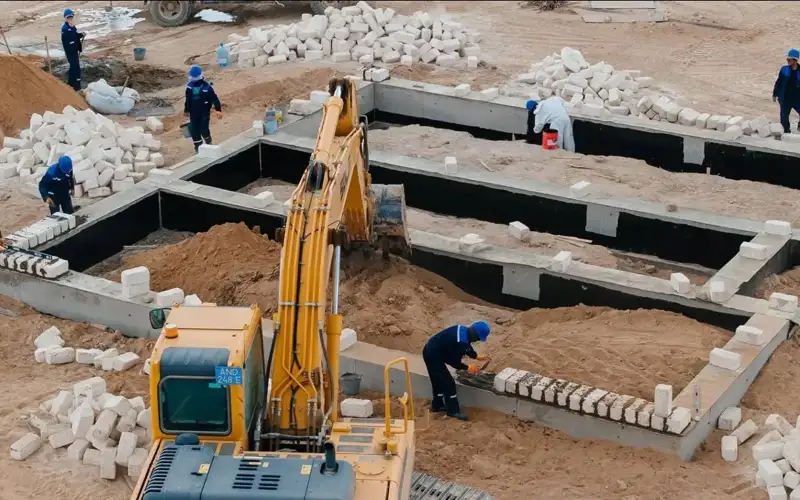 Обрушение стены строящегося дома в ЗКО: аким района получил взыскание