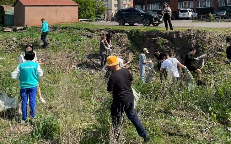 Таза Qazaqstan - более 100 тонн мусора за сутки собрали в СКО мусор