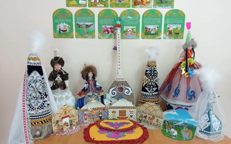 национальная одежда для кукол 