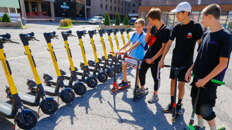 Самокат Көлік