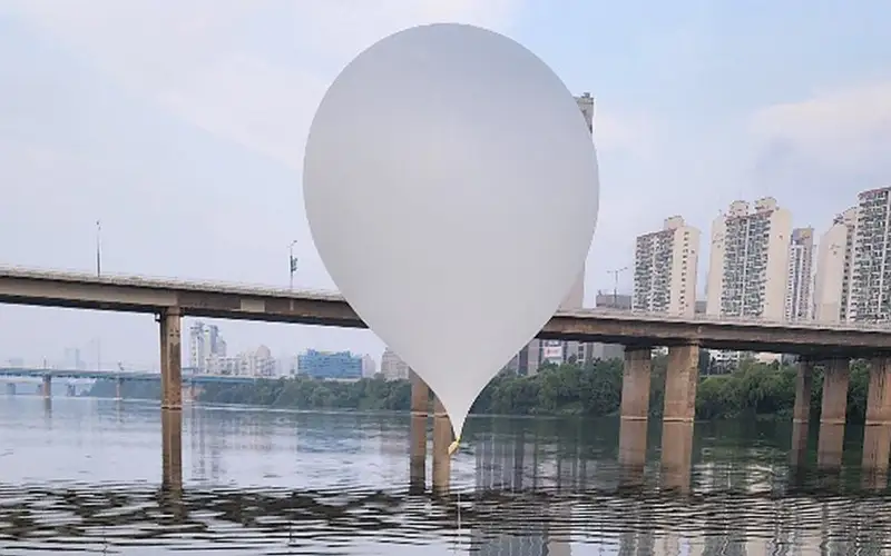 КНДР вновь отправила воздушные шары с мусором в сторону Южной Кореи