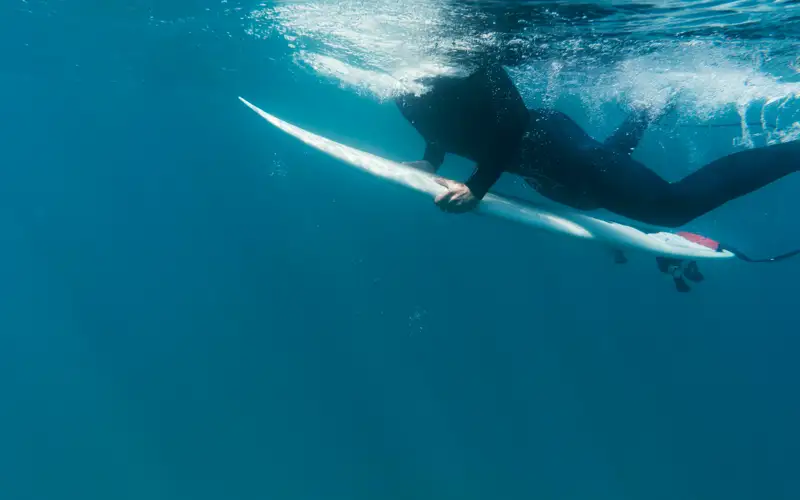 Двух сапсерферов унесло в Каспийское море