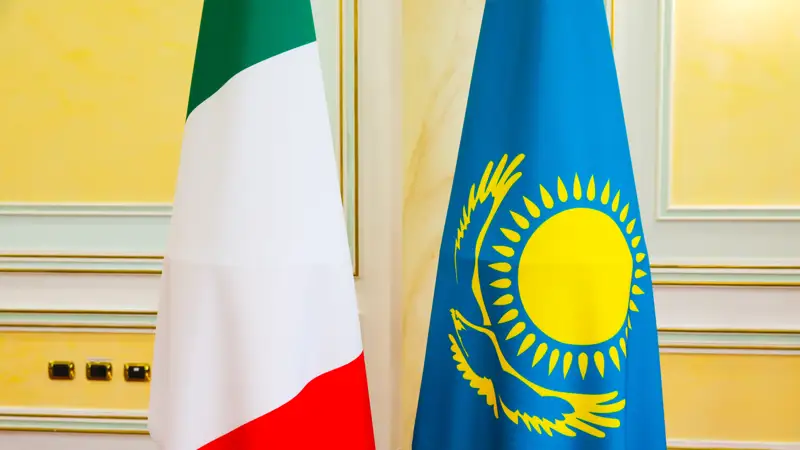 Флаг Италия Казахстан