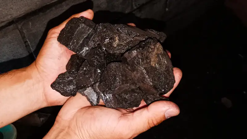 Уголь Көмір