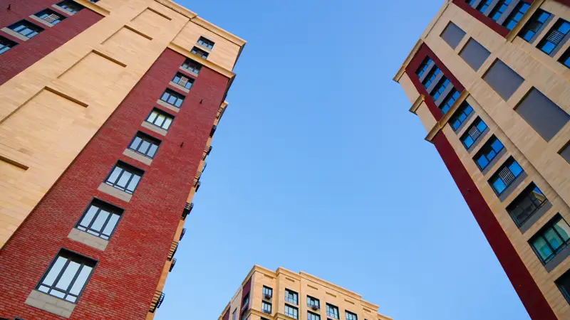 Жилье квартиры многоэтажные дома Тұрғын үй пәтерлер көп қабатты үйлер