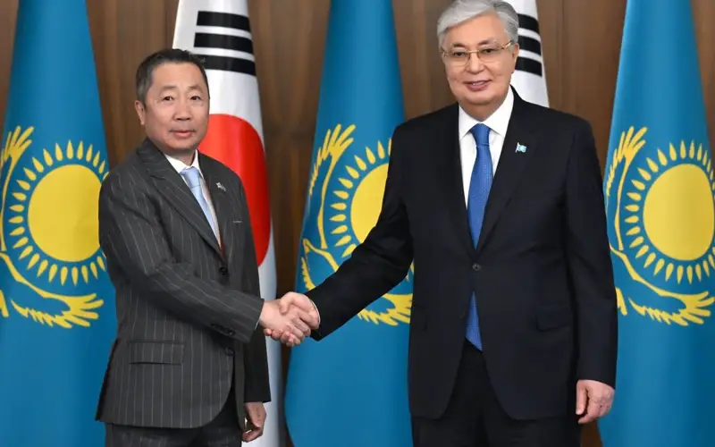 Глава государства принял руководство Doosan Group и Doosan Enerbility