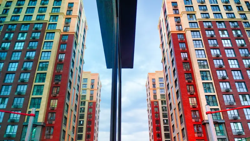 Жилье квартиры многоэтажные дома Тұрғын үй пәтерлер көп қабатты үйлер