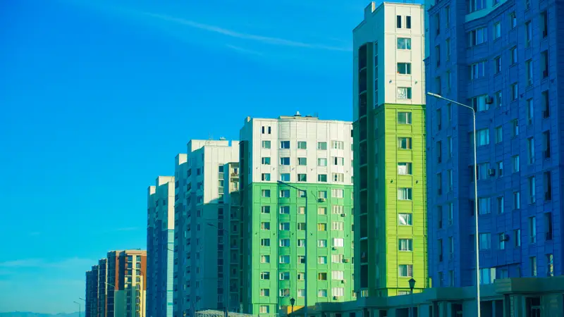 Жилье квартиры многоэтажные дома Тұрғын үй пәтерлер көп қабатты үйлер