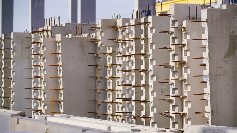 West Kazakhstan to launch building materials and glass production facilities