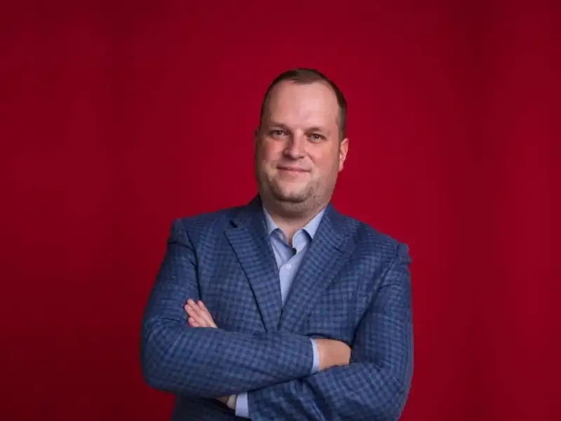 Андрей Чеботарев