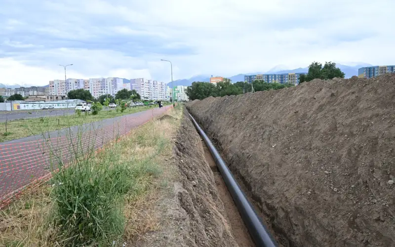Новую магистральную сеть газоснабжения строят в Наурызбайском районе Алматы
