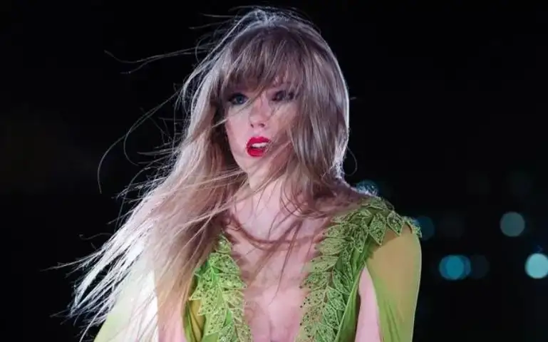 Тейлор Свифт