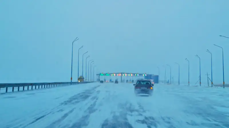 зима метель закрытие трассы қыс боран жол жабылуы