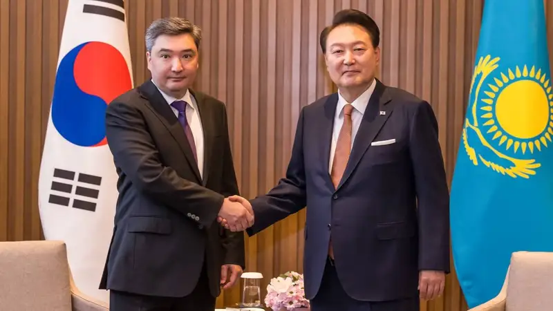 政府总理会见韩国总统