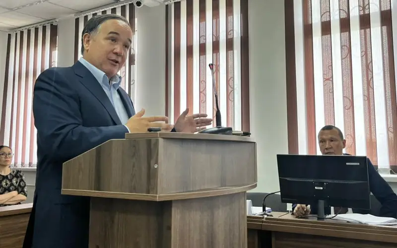 Я не скрываю, что являюсь вашим бывшим зятем: потерпевший ответил Гульмире Сатыбалды в суде