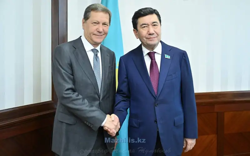 ерлан қошанов