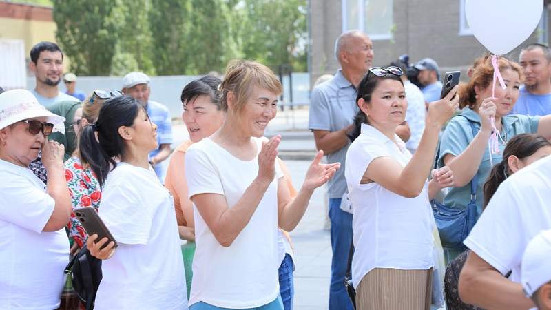 Темпы строительства жилья для пострадавших от паводков проверил Канат Бозумбаев в Актюбинской области Темпы строительства жилья для пострадавших от паводков проверил Канат Бозумбаев в Актюбинской области