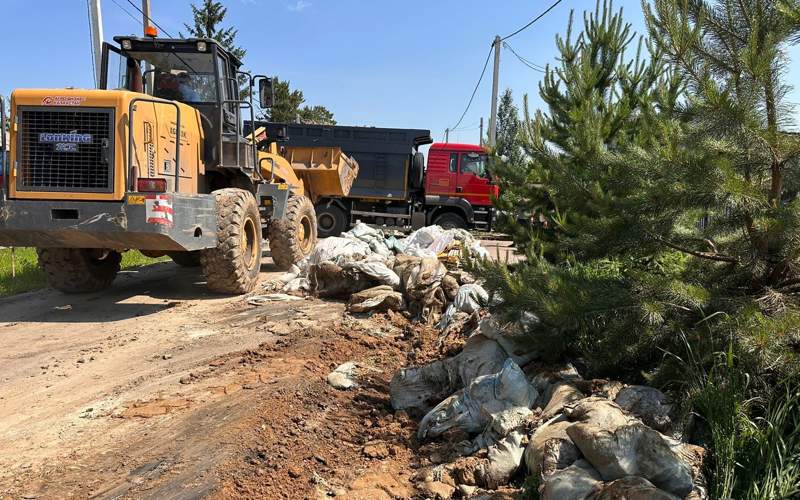 В СКО продолжают ликвидировать последствия паводка В СКО продолжают ликвидировать последствия паводка