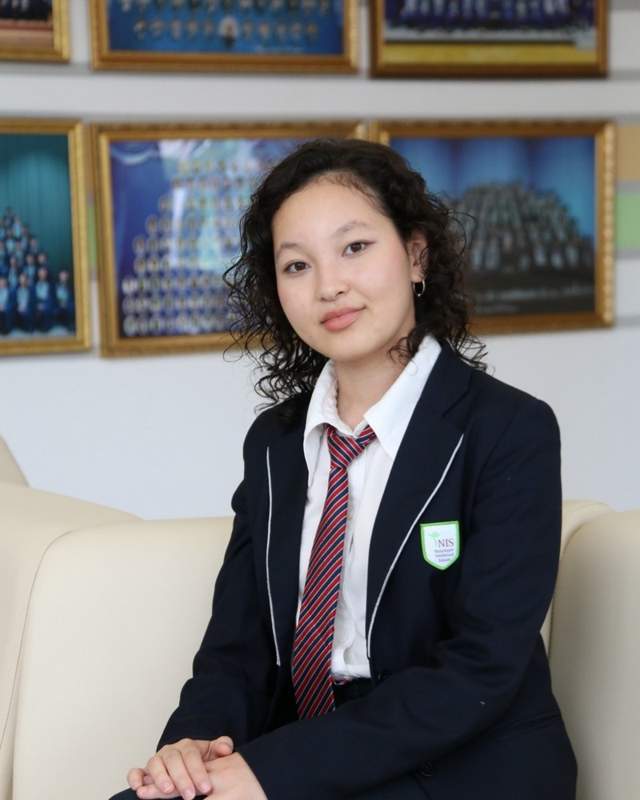 Назерке Тулегенова Назерке Тулегенова