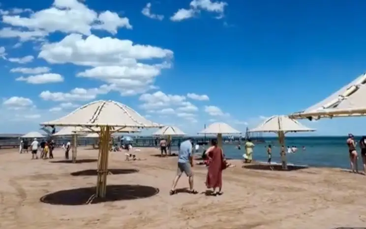 Новый городской пляж открыли в Конаеве