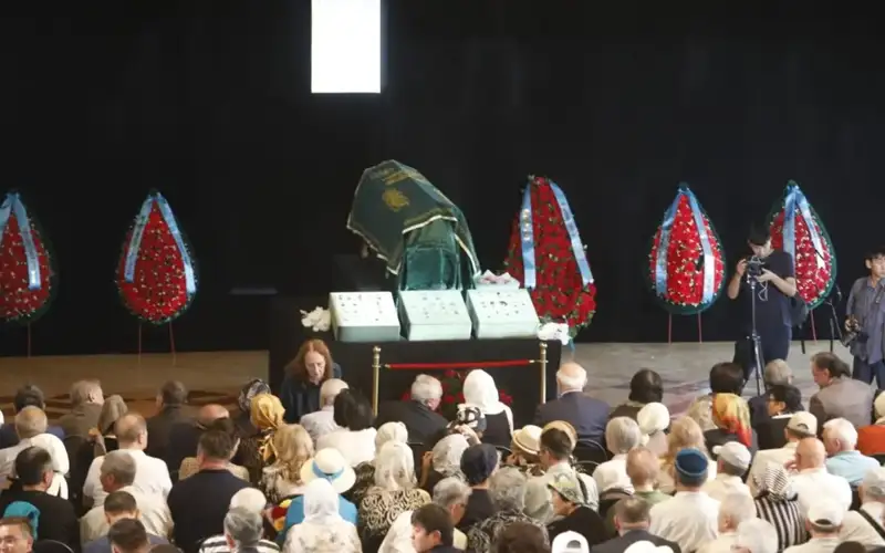 Murat Auezov funeral