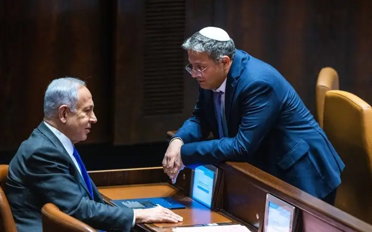 Премьер-министр Израиля распустил военный кабинет