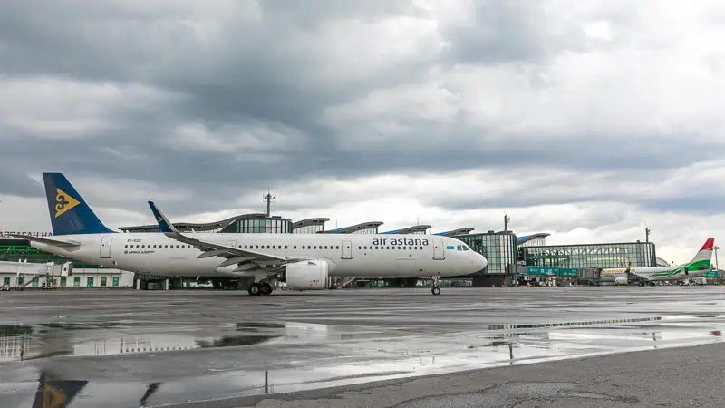 Самолеты Эйр Астана Аэропорт Астаны Ұшақ Эйр Астана Астана әуежайы