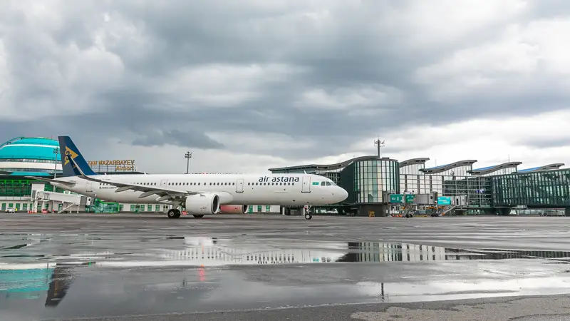 Самолеты Эйр Астана Аэропорт Астаны Ұшақ Эйр Астана Астана әуежайы