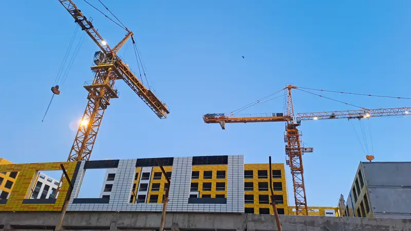 Stroıtelstvo Stroıtelnyı kran Mnogoetajnye doma Qurylys Qurylys krany Kóp qabatty úıler