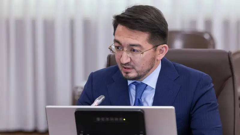 jaslan mádıev