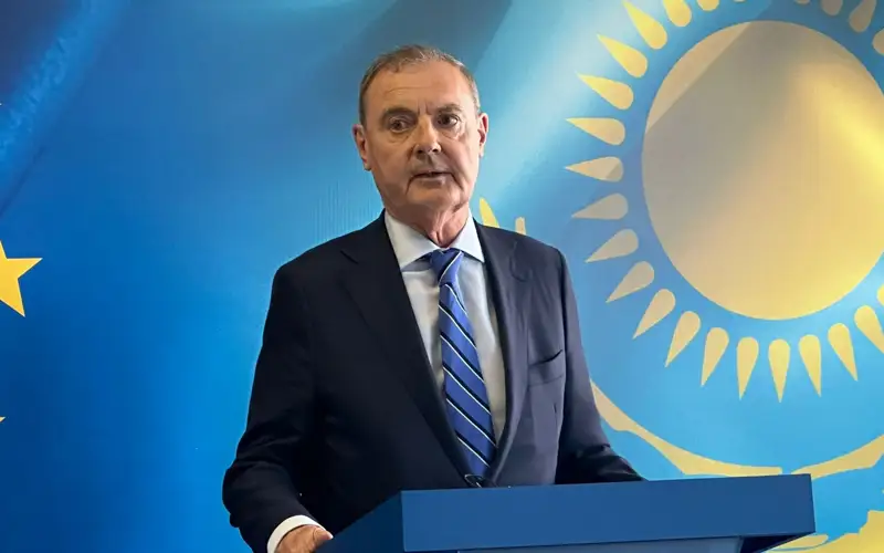 Спецпосланник ЕС по санкциям отметил положительный прогресс в Казахстане