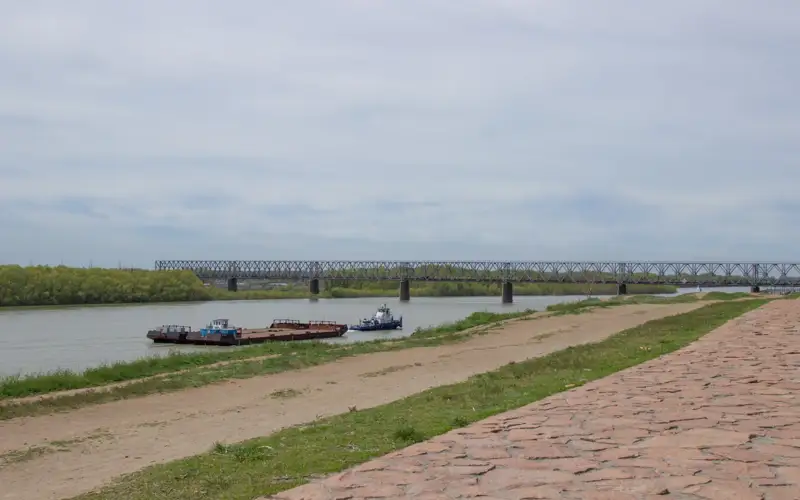 Палеонтологический памятник Гусиный перелет в Павлодаре