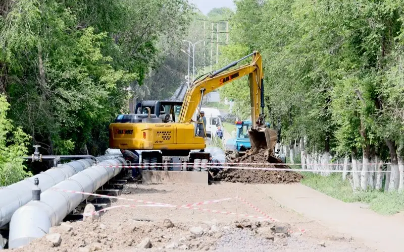 Капитальный ремонт проспекта Металлургов делают в Темиртау впервые за полвека